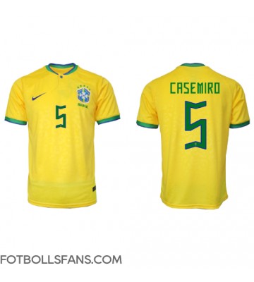 Brasilien Casemiro #5 Replika Hemmatröja VM 2022 Kortärmad
